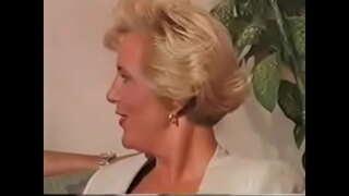 спелая 50 гадоў групповуха Яна бос гарачых юрлівых жанчын