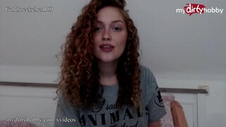 Panas jerman amatur babe menggunakan lemak pantat untuk meregangkan dia pantat ketat dan erangan dengan kuat sehingga dia remaja